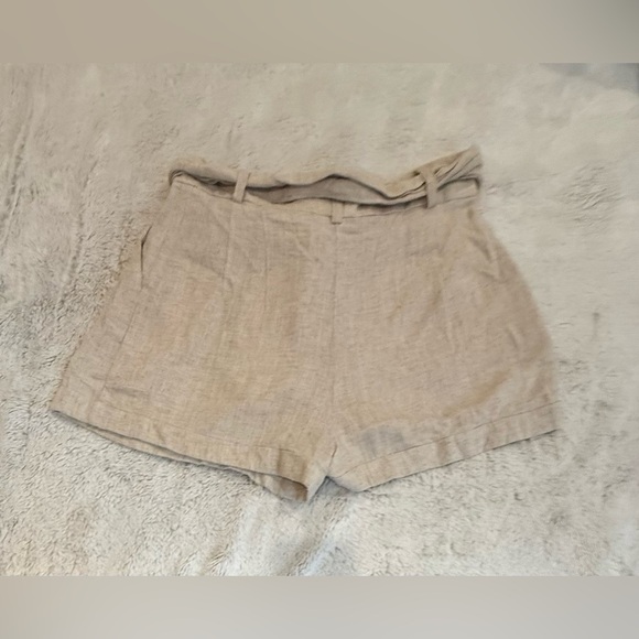 **ASOS Tie Waist Linen-Blend Shorts – Size 6** - Picture 3 of 6